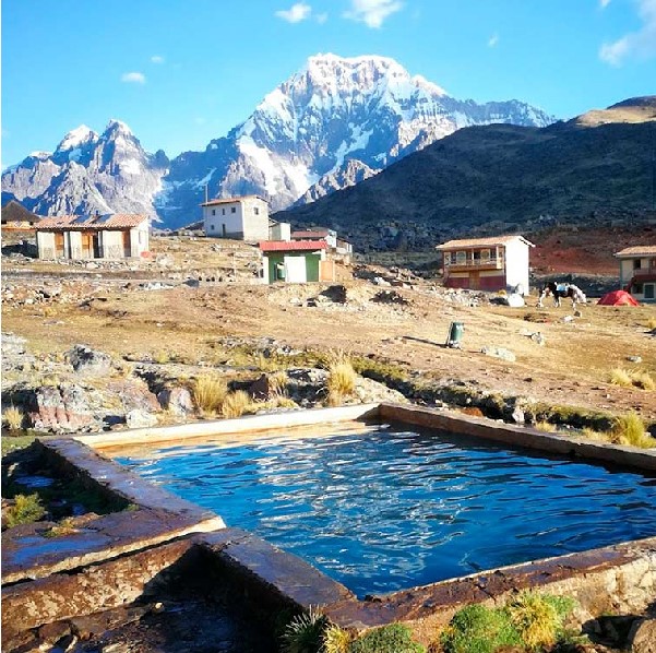 Ausangate + Red Valley 4 Days - Day 1